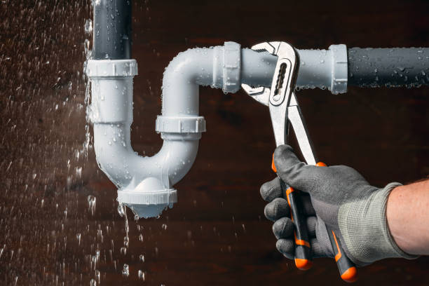 Professional Leak Detection technician working in Quincy, MA